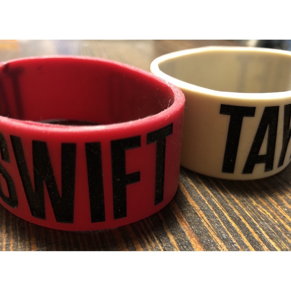 Taylor Swift Red Era Silicone‎ Bracelet Set Red and White Wristbands 2pc